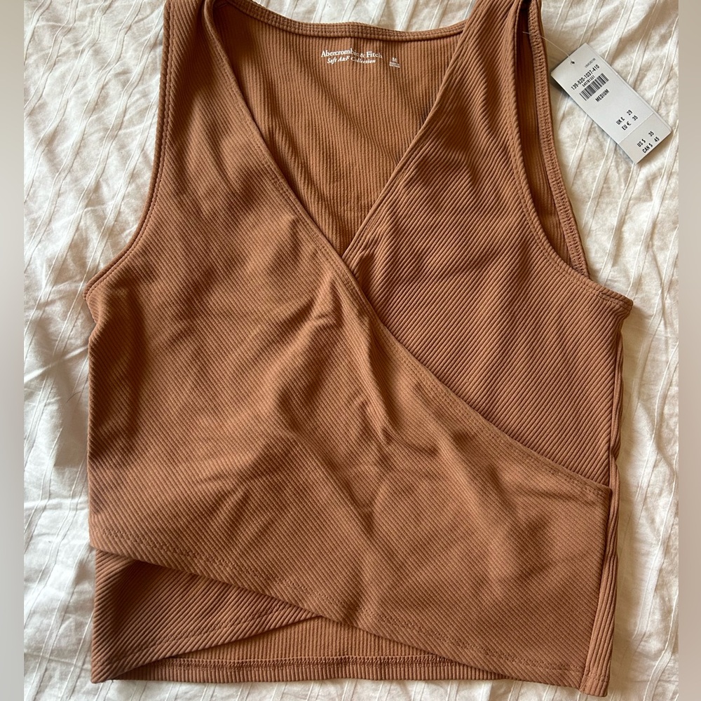 Abercrombie & Fitch - Cross Over Top